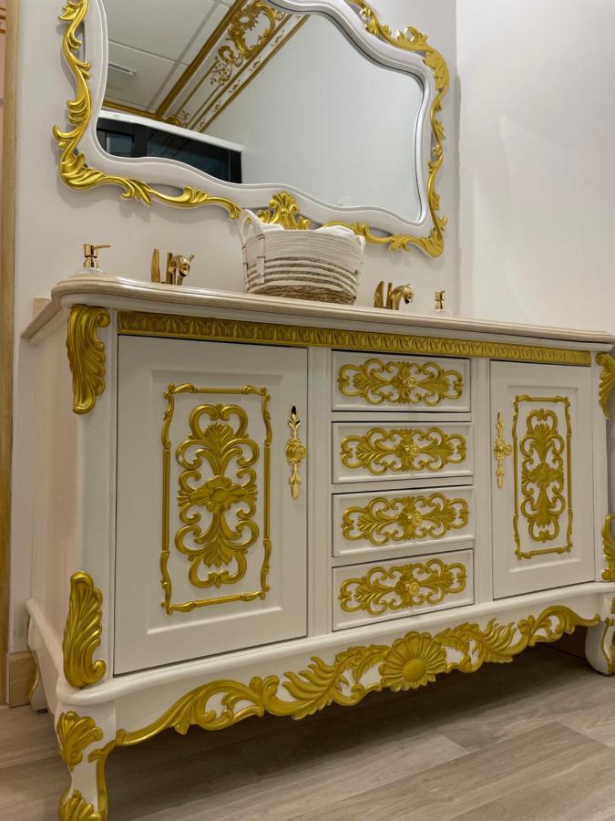 Suite Imperiale Eglise Du Couvent Narbonne Ngoại thất bức ảnh